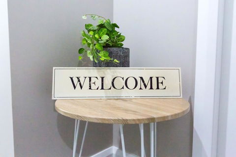 Best Central Wagga Townhouse - Accommodation Redcliffe 1