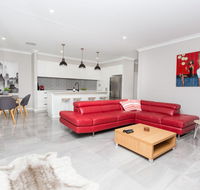 Best Central Wagga Townhouse - Accommodation Redcliffe