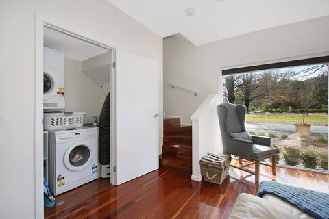 Beyond Bliss - Guesthouse 1 - Accommodation Redcliffe 2