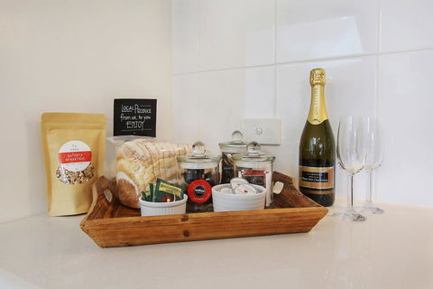 Beyond Bliss - Guesthouse 1 - Accommodation Redcliffe 1