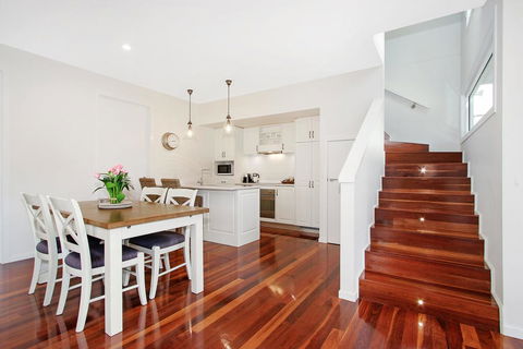Beyond Bliss - Guesthouse 2 - Accommodation Redcliffe 0