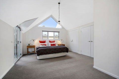 Beyond Bliss - Guesthouse 2 - Accommodation Redcliffe 2
