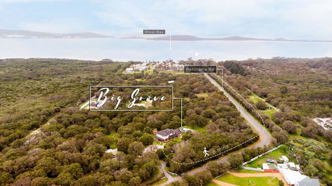 Big Grove Bed & Breakfast - Accommodation Redcliffe 1