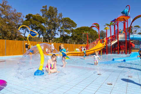 BIG4 Easts Beach Holiday Park - Accommodation Redcliffe 0