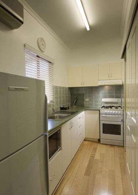 BIG4 MacDonnell Range Holiday Park - Accommodation Redcliffe 3