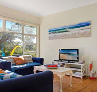 BiJ's on the Beach - 200 metres to the water - Accommodation Redcliffe