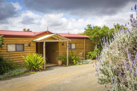 Bimbadeen Estate - Accommodation Redcliffe 2