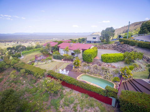 Bimbadeen Estate - Accommodation Redcliffe 0