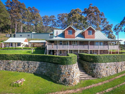 Bimbadeen Mountain Retreat - Accommodation Redcliffe 0