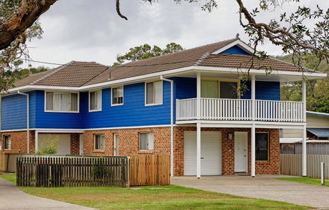 Bimbimbi 1, 11 Willow Street - Accommodation Redcliffe 0