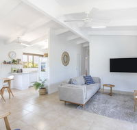 Birdsea House - Accommodation Redcliffe