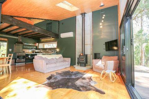Black Mamba House - Accommodation Redcliffe 1