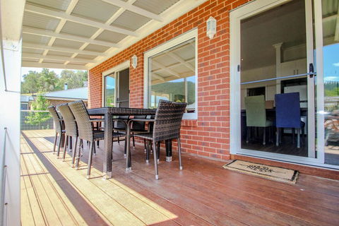 Blue Hills Rise - Accommodation Redcliffe 1