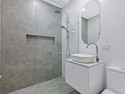 Blue Pacific 8 - Accommodation Redcliffe 3