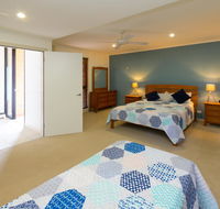 Blue Water Retreat - Downstairs - Accommodation Redcliffe