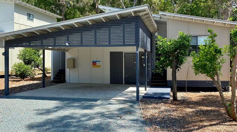 Bluewater 2 - Rainbow Shores, Walk To Beach, Private And Stylish Beach Escape, All On Level - Accommodation Redcliffe 0