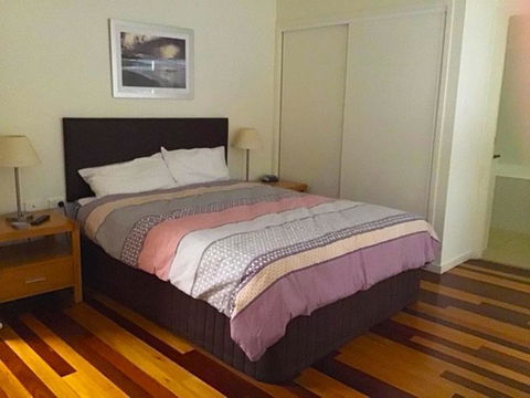 Bluewater 2 - Rainbow Shores, Walk To Beach, Private And Stylish Beach Escape, All On Level - Accommodation Redcliffe 2