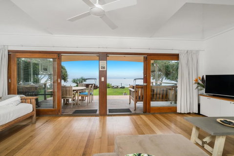 Bluewater On The Beach - Accommodation Redcliffe 3