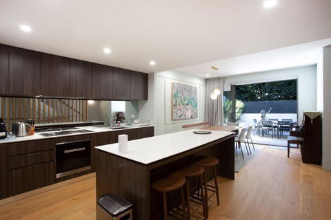 The Modern Marvel, Turramurra - Accommodation Redcliffe 3