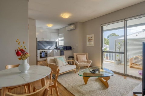 The Nordic Nook - A Relaxed Redcliffe Stay - Accommodation Redcliffe 2