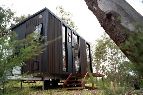 Whispering Wallaby By Tiny Away - Accommodation Redcliffe 0