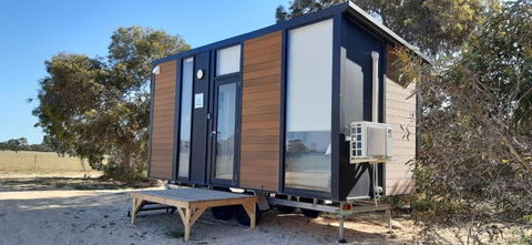 Willalooka Retreat By Tiny Away - Accommodation Redcliffe 1