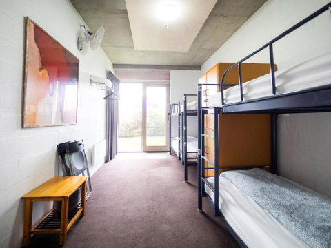 YHA Apollo Bay Eco - Accommodation Redcliffe 2