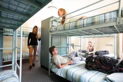 YHA Blue Mountains Katoomba - Accommodation Redcliffe 1