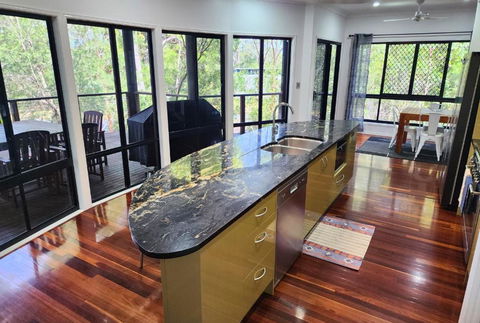 EUROLIE ON HIGH At Kingfisher Bay Fraser Island - Accommodation Redcliffe 3