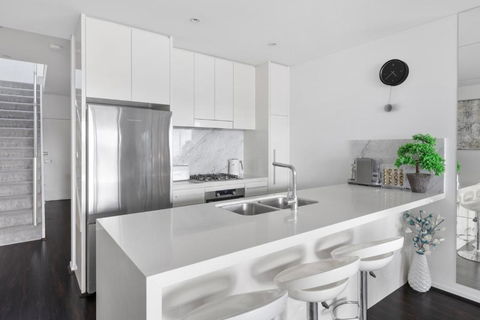Willoughby Luxe - Modern Stay Near Sydney CBD - Accommodation Redcliffe 2