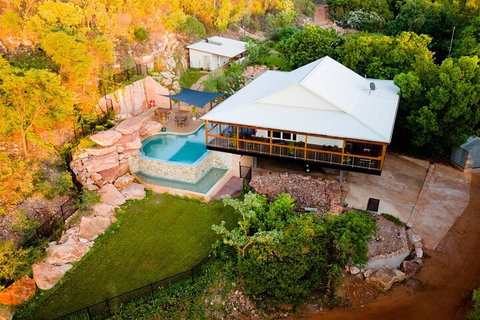 Wet Season Incredible Islands Tour - Horizontal Falls & Cygnet Bay Pearl Farm - Accommodation Redcliffe 5