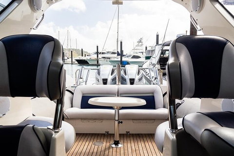 Premium Private Charter - Accommodation Redcliffe 4