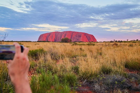 Uluru (Ayers Rock) Sunset With Outback Barbecue Dinner And Star Tour - Accommodation Redcliffe 0