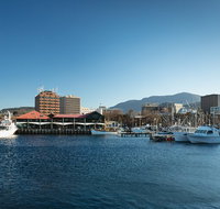 Hobart City Sightseeing Tour including MONA Admission - Accommodation Redcliffe