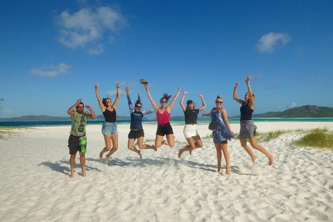 2-Day Whitsundays Sailing Adventure: Summertime - Accommodation Redcliffe 2