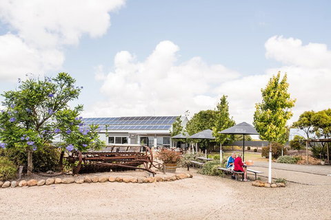 Heritage, Wine & Gin Tours - Accommodation Redcliffe 5