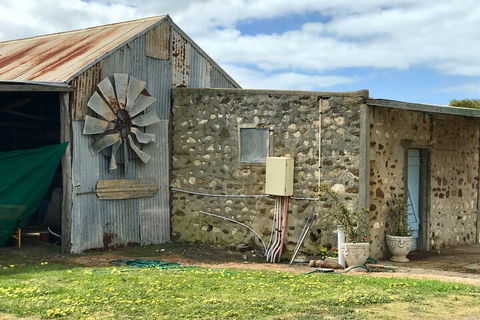 Kangaroo Island Half Day Food And Wine Trail Tour - Accommodation Redcliffe 1