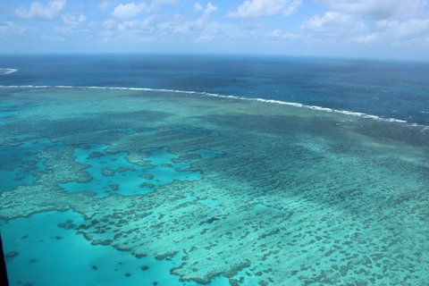 Reef And Island Scenic Flight From Airlie Beach - Accommodation Redcliffe 1