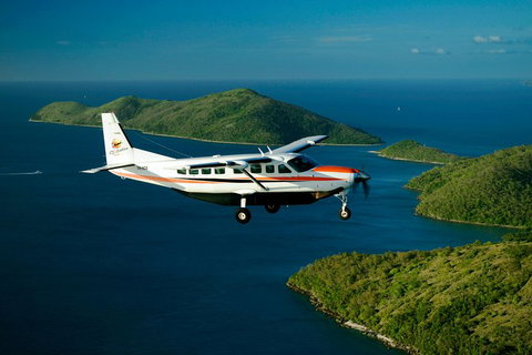 Reef And Island Scenic Flight From Airlie Beach - Accommodation Redcliffe 3