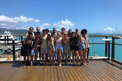 2-Night Whitsundays Sailing Cruise Incl. Whitehaven Beach & Great Barrier Reef - Accommodation Redcliffe 2