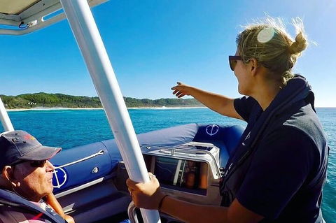 Julian Rocks Byron Bay Cruise - Accommodation Redcliffe 3