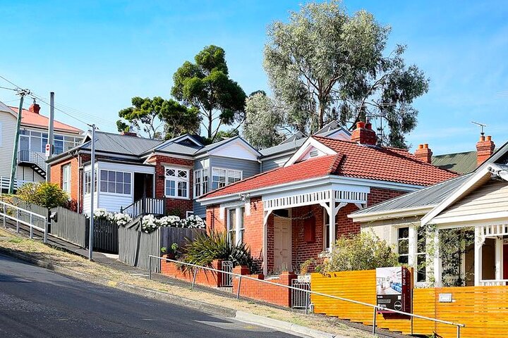 Unknown ACT Accommodation Redcliffe