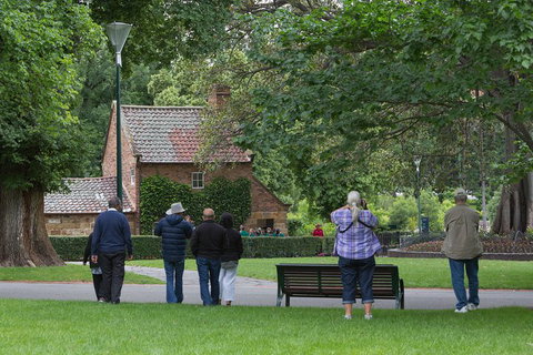 Small-Group Melbourne Sightseeing Tour - Accommodation Redcliffe 1